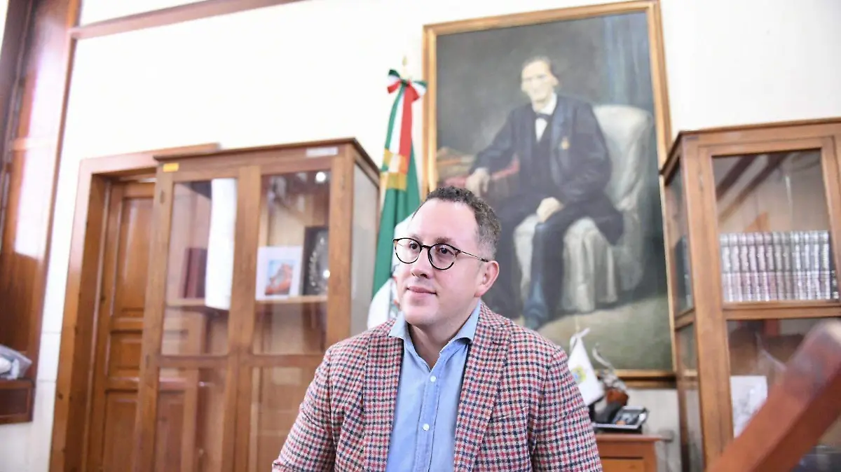 Eduardo García Ortiz, director del Colegio Preparatorio de Xalapa
