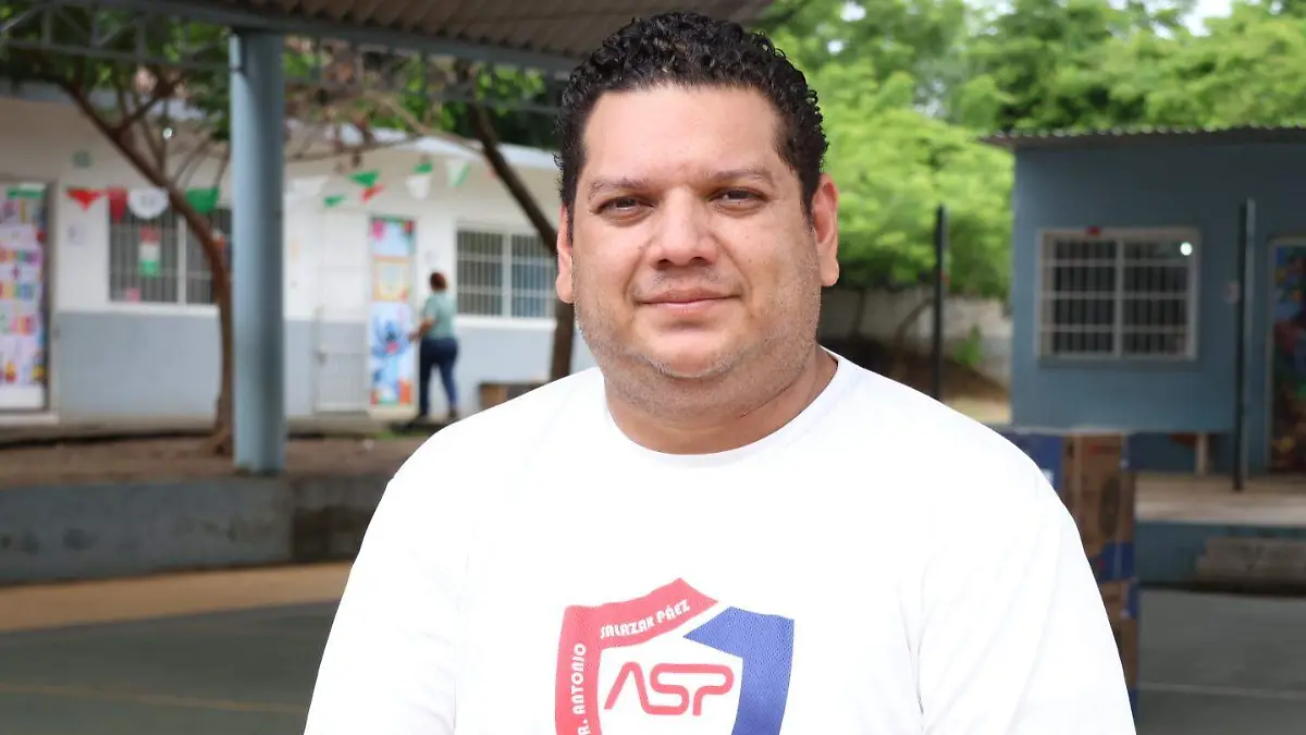 Francisco Javier Hernandez Guerola
