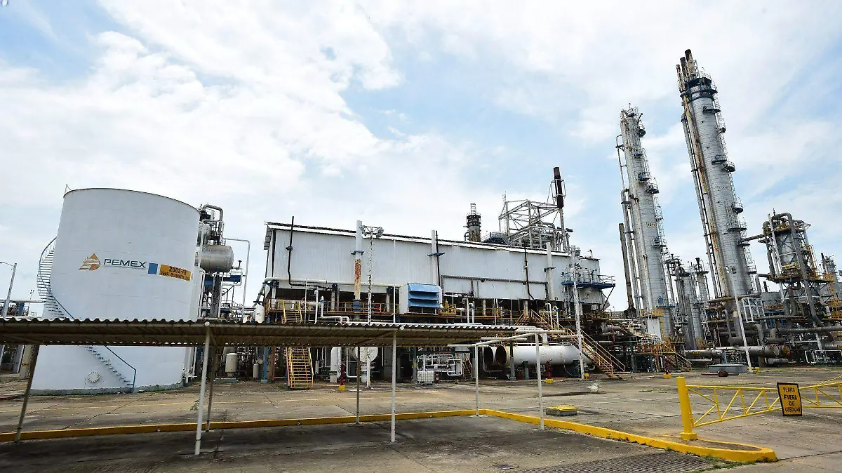 884244_AMLO Complejo Petroquímico Cosoleacaque_web