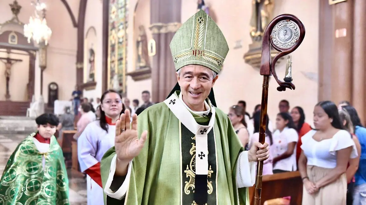 El arzobispo de Xalapa, Jorge Carlos Patrón Wong, llamó a los fieles a orar para que no se fomente la división