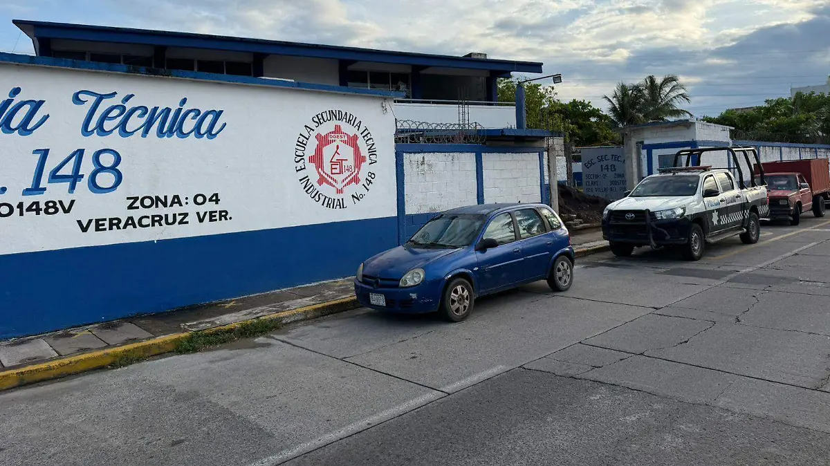 Alumno lanza amenaza en escuela secundaria técnica 148