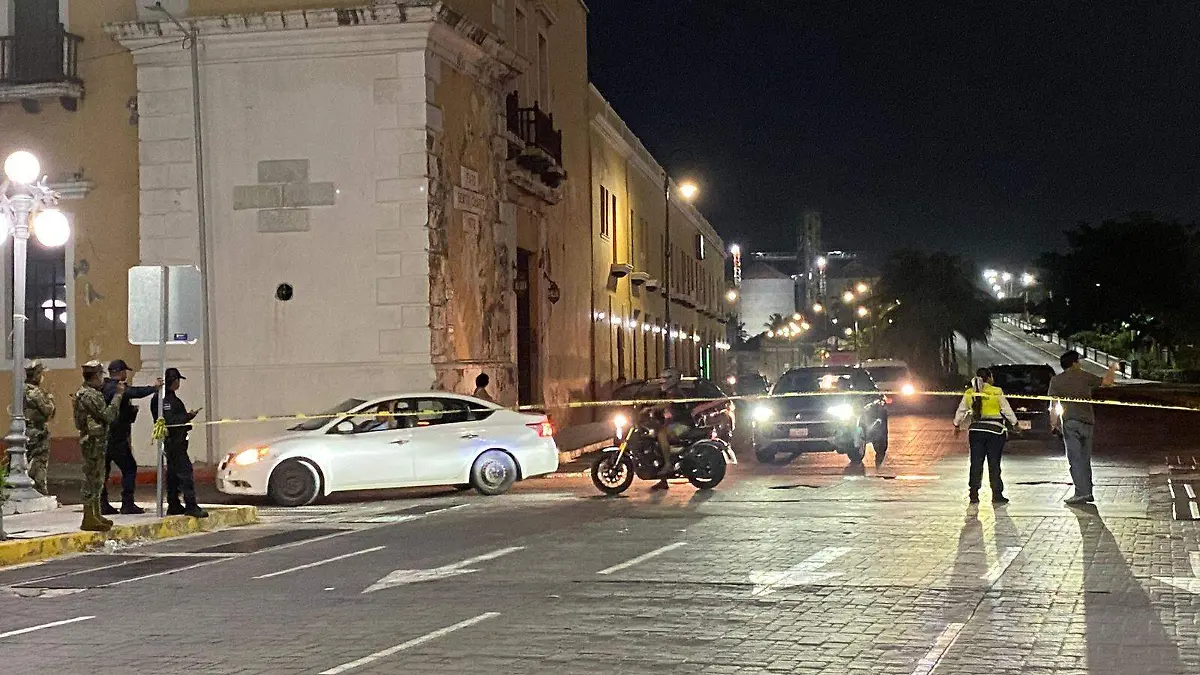 Cierran puente Morelos