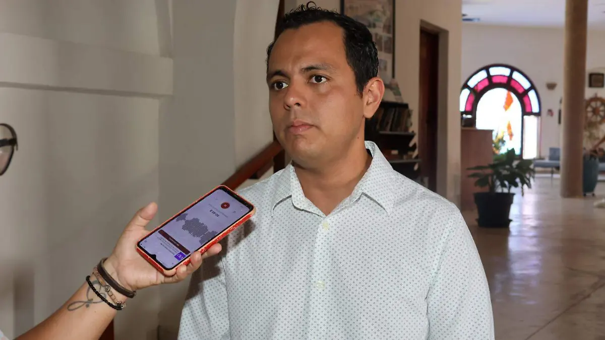 Carlos Antonio Juárez Cano, barísta que representará a mexico en concurso en Bélgica 