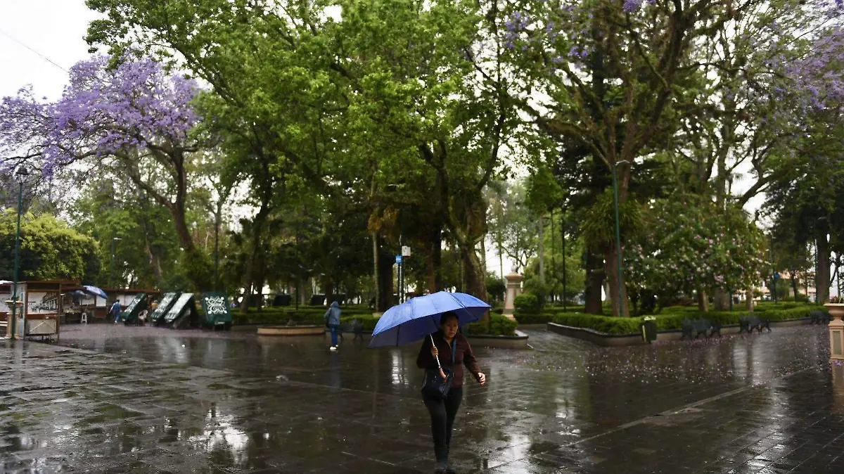 Lluvias se mantendrán este domingo en zonas de montaña