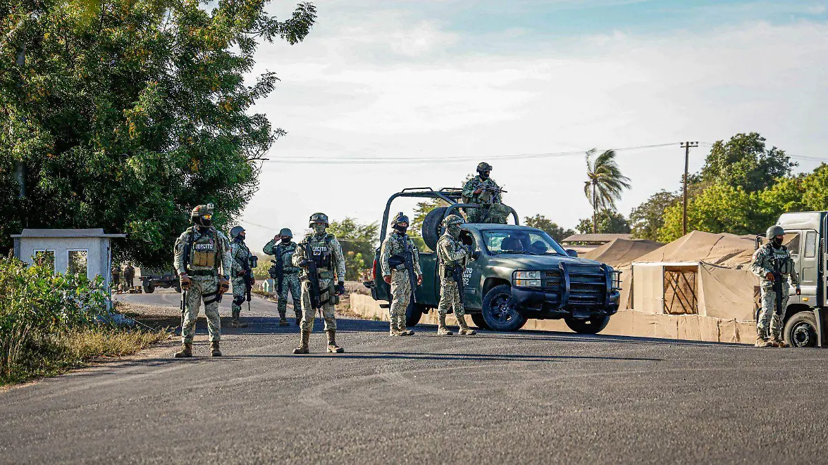 1032793_Navolato Enfrebtamiento Militares_web