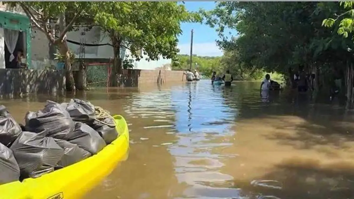 Activan refugios temporales ante crecida del río Pánuco 