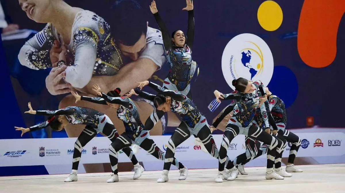 Gimnastas xalapeñas hacen historia en Uruguay