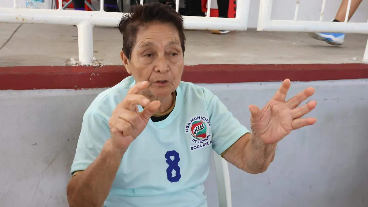 Celia Avendaño jugadora de cachibol