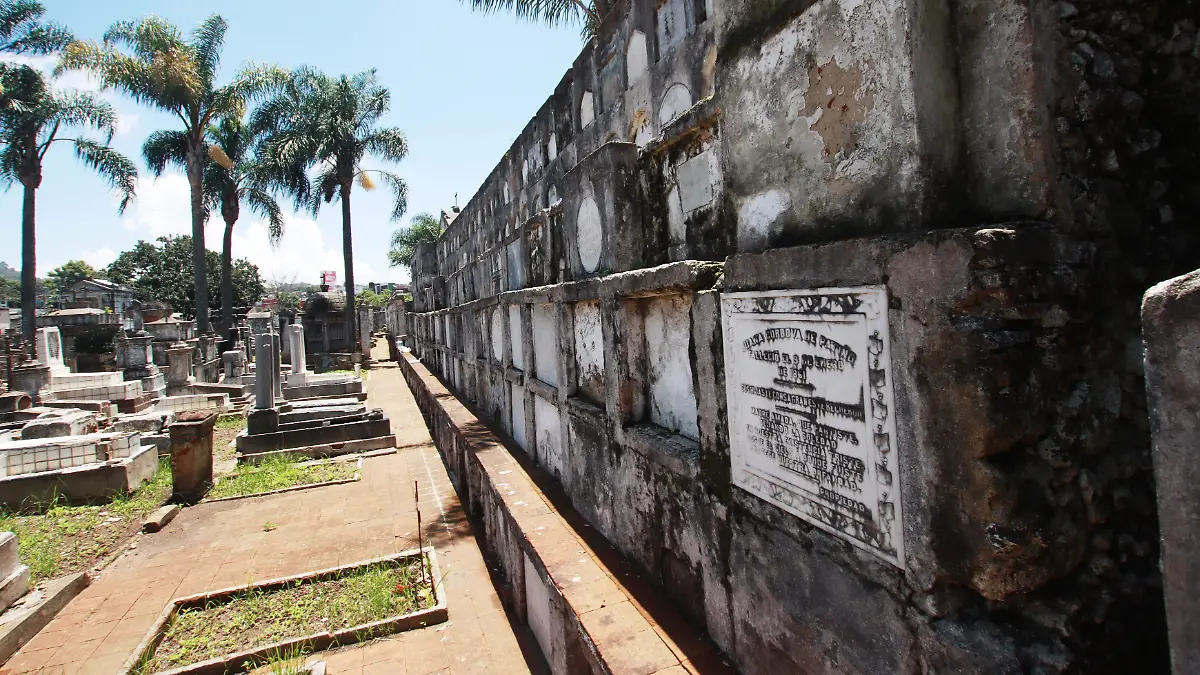 Panteón 5 de Febrero