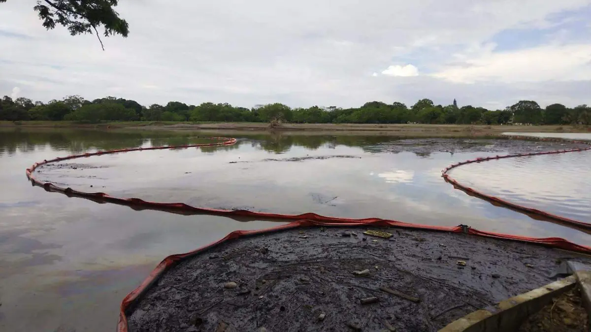 Derrame de hidrocarburo en río Pantepec