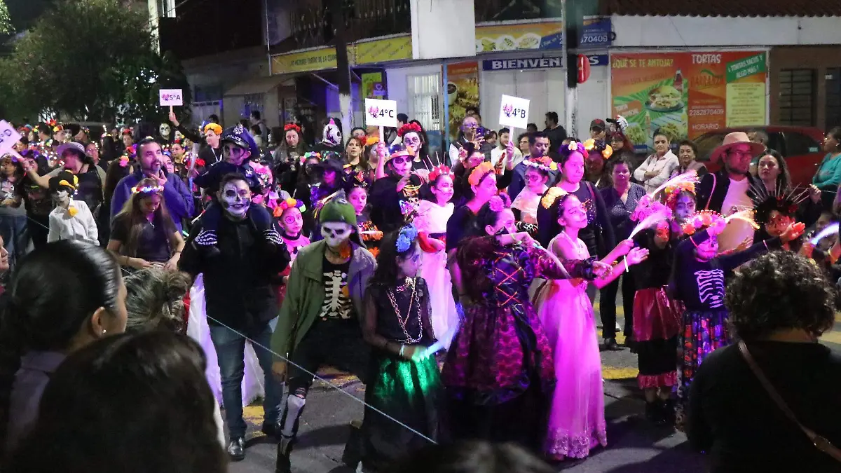 Desfile Catrinas en el Barrio de Dique