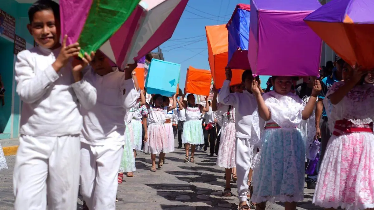 Festival Internacional de Globos de Papel de China 2025
