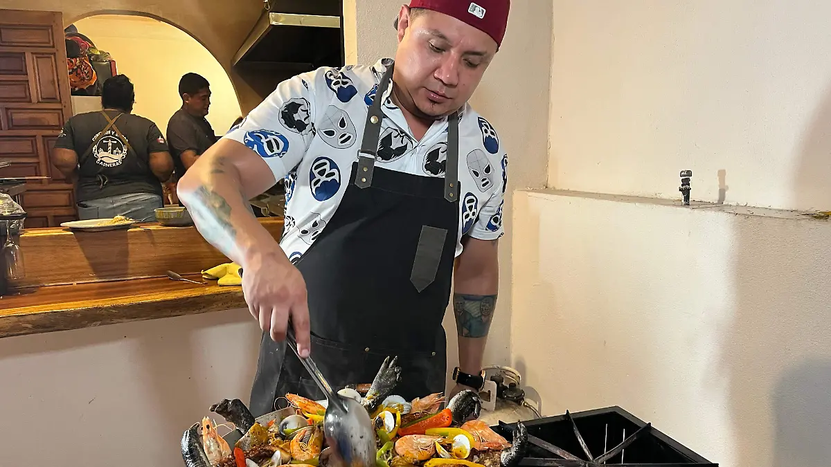 Andrés García Bernal, chef "Chilango loco"