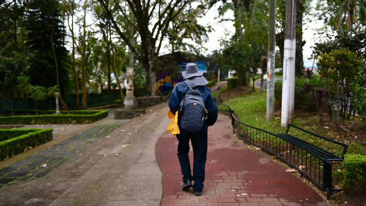 WhatsApp Image 2025-11-10 at 09.59.38 (1)