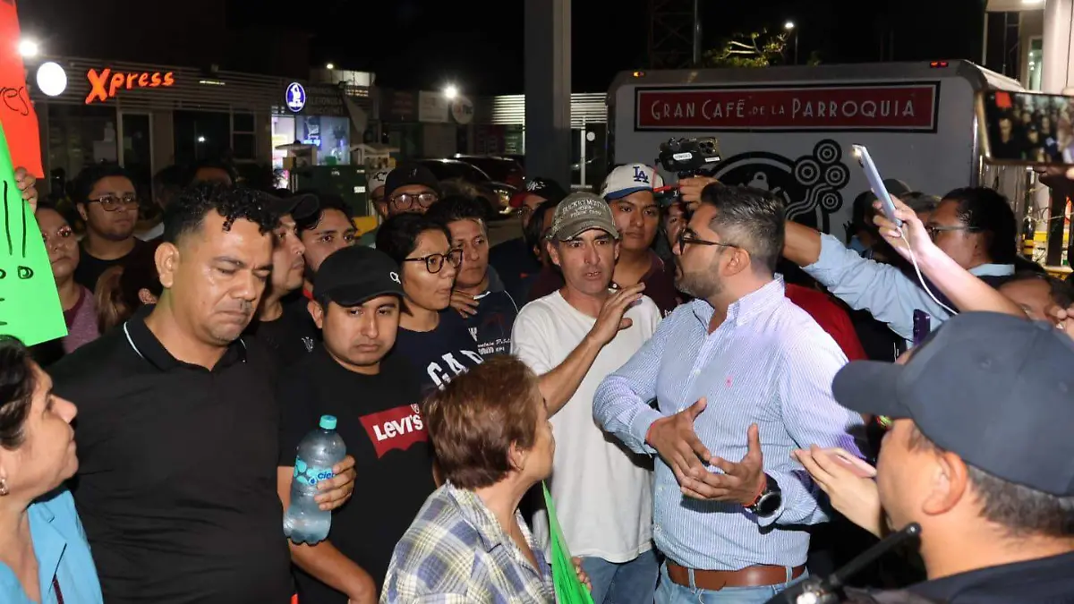 WhatsApp Image 2025-11-13 at 7.54.51 PM (1)