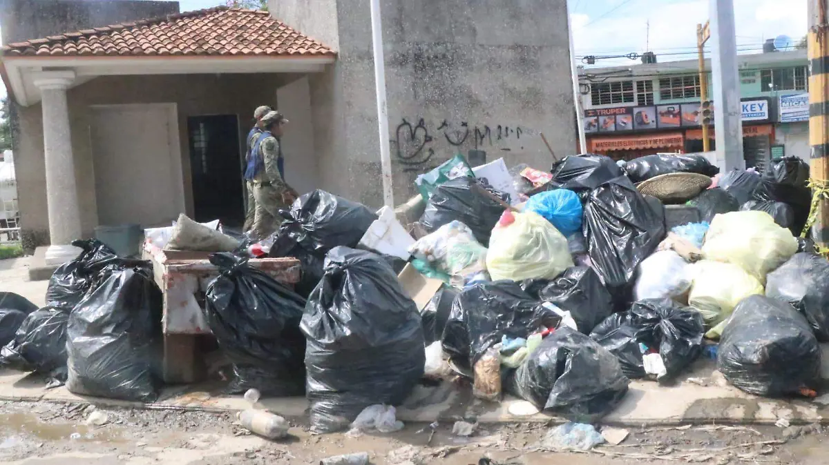 Basura en municipios de Veracruz afectados por lluvias e inundaciones 