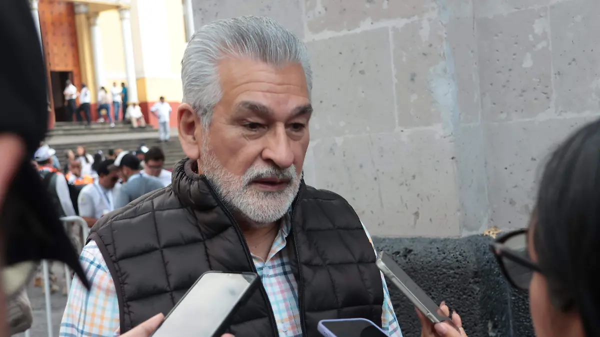 alcalde Alberto Islas