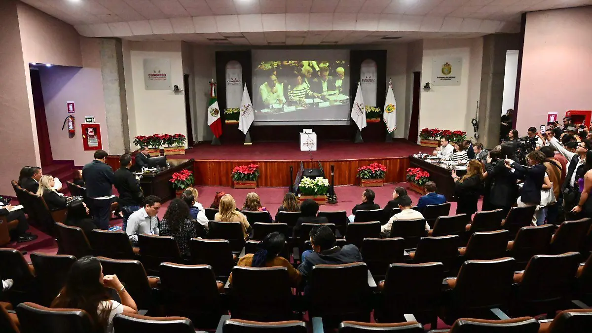 Comparecencia Luis Arturo Santiago, secretario de Trabajo, Previsión Social y Productividad