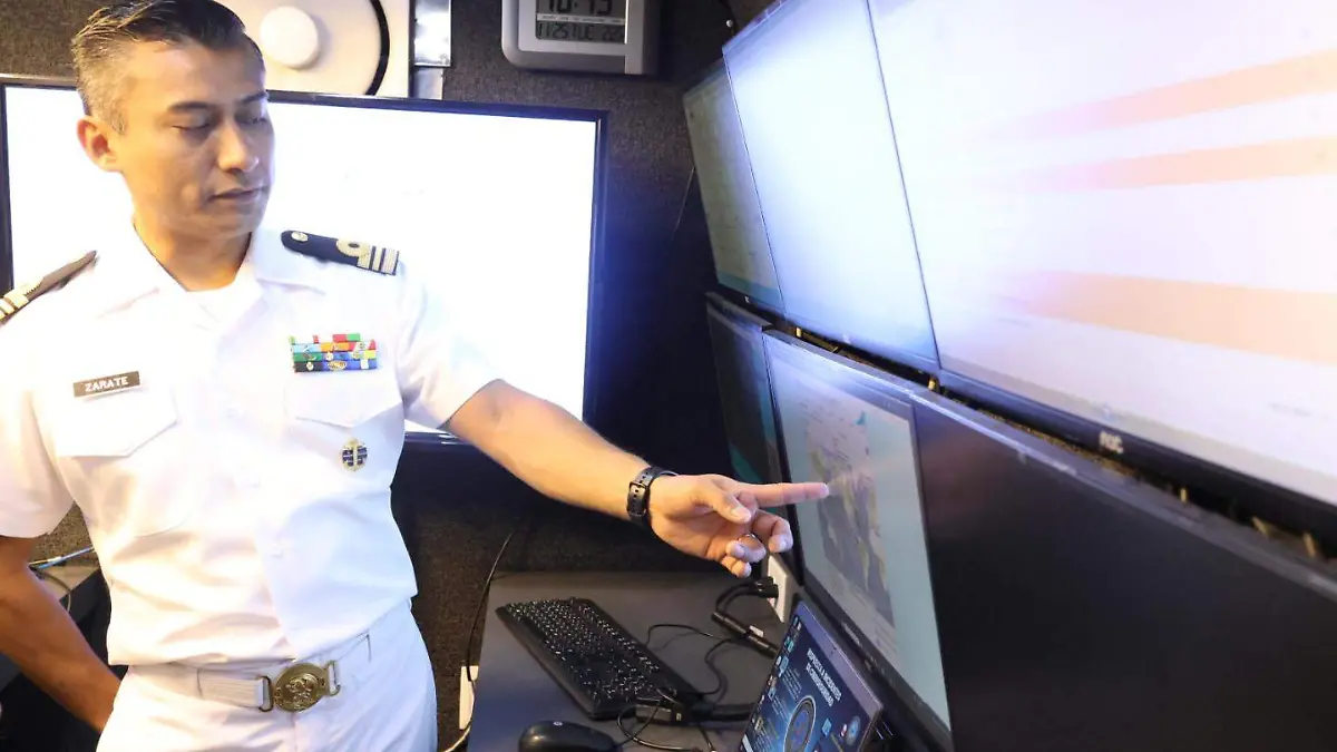 Centro de alerta de tsunamis móvil