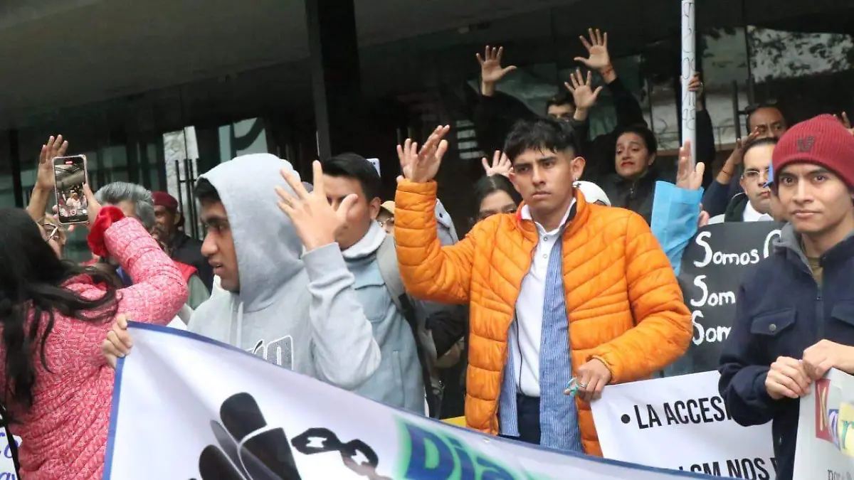 Comunidad sorda de Xalapa marcha por primera vez 
