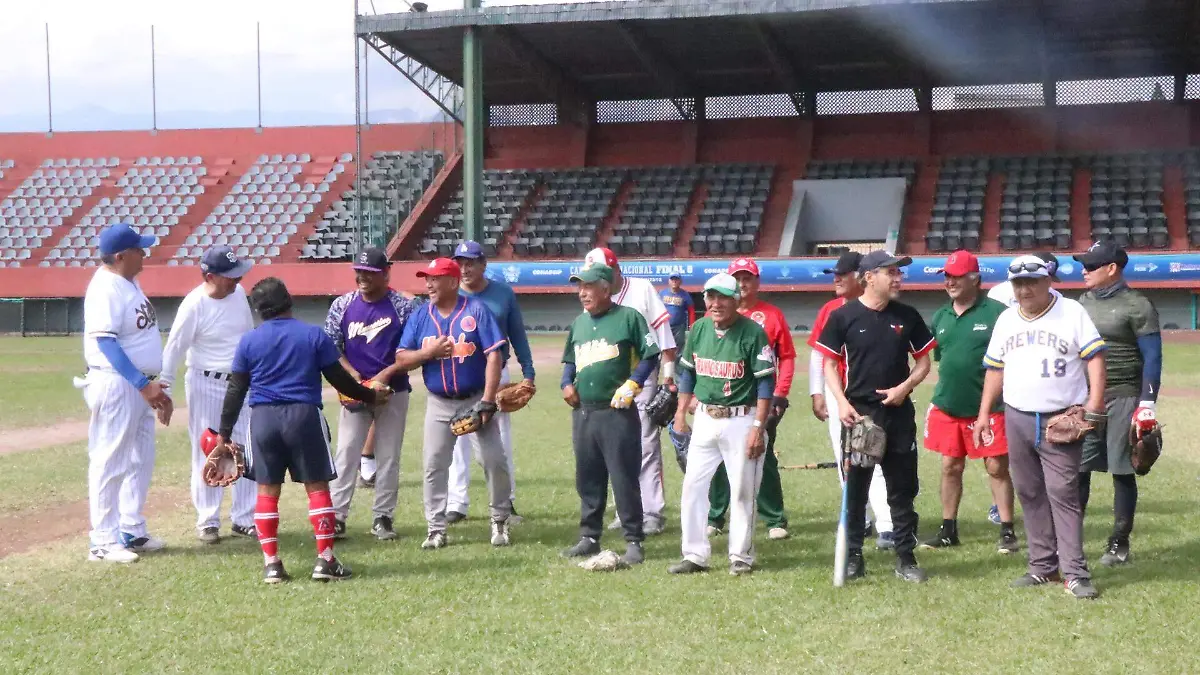 Liga de Veteranos de beisbol en Xalapa 