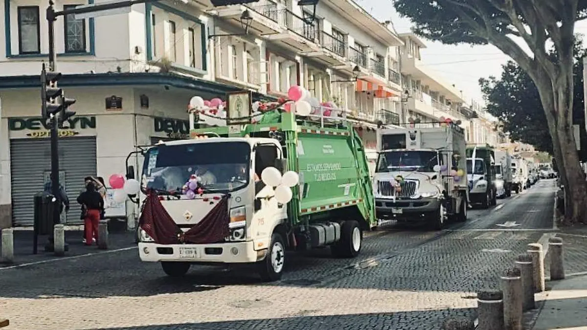 Trabajadores de Limpia Pública cumplen 40 años visitando a la Virgen de Guadalupe en El Dique