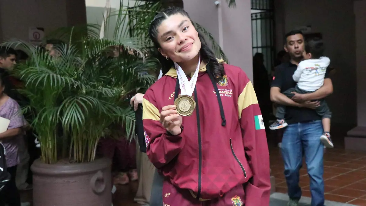 david- Jazmín López  Ferral