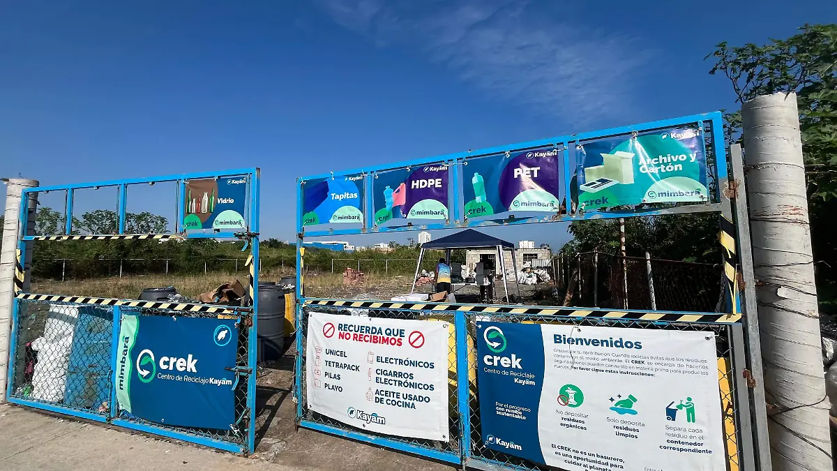 Reciclando y Ayudando