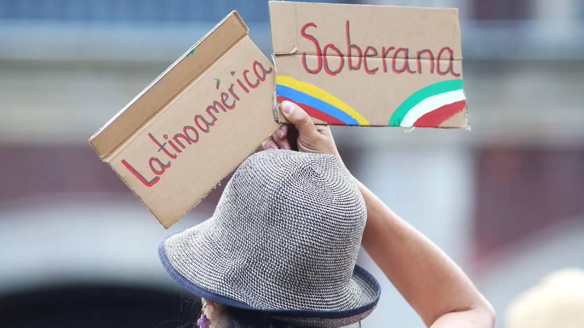 1064015_Marcha por la Soberania Latinoamericana_impreso