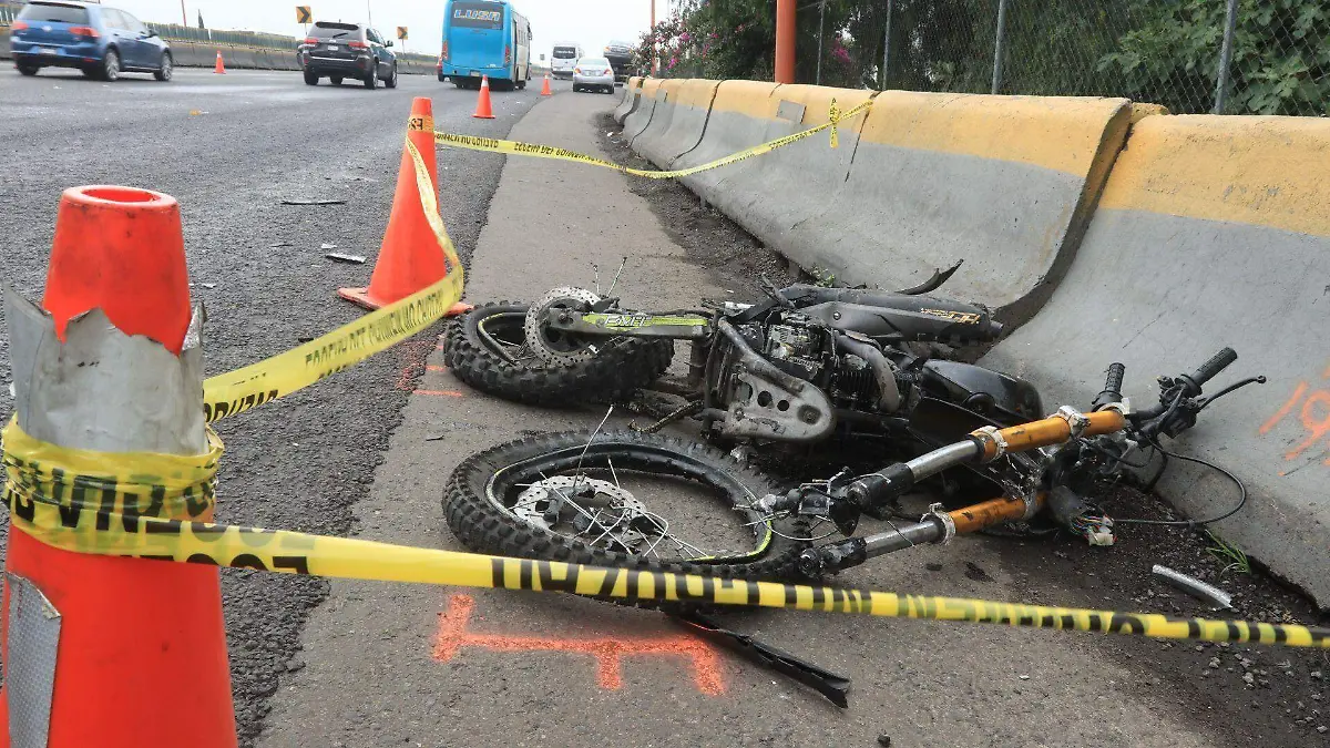 817928_Motociclista Accidente Carretera_web