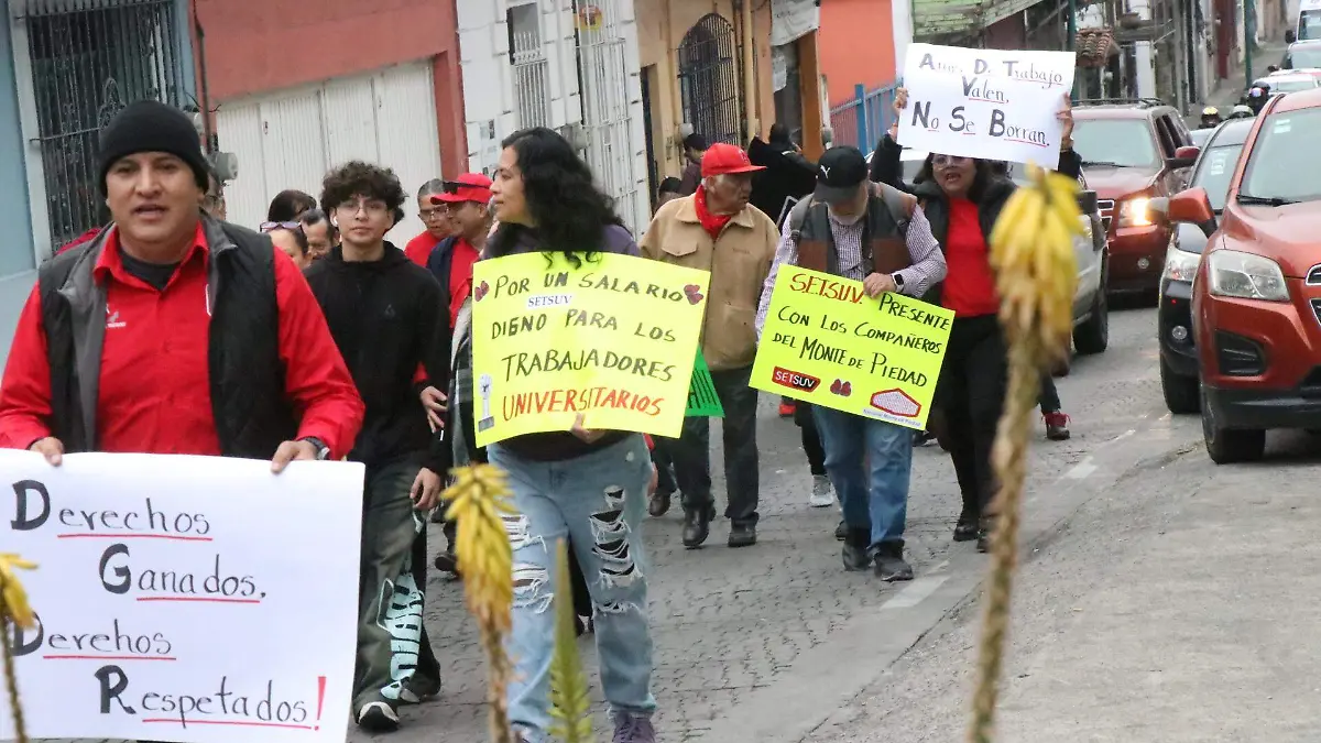 Marcha de trabajadores del Monte de Piedad
