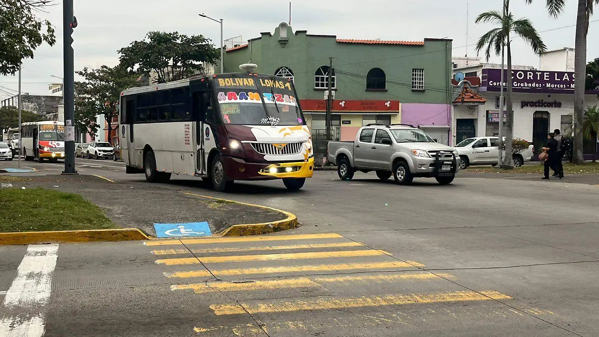 Se restablece el servicio en Veracruz 4