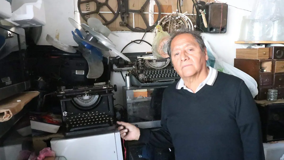 Alfonso Vázquez, dueño del taller Servicio Vázquez