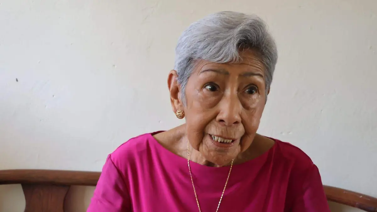 Ángela Deceano Peregrino, la primera reina infantil del Carnaval de Veracruz