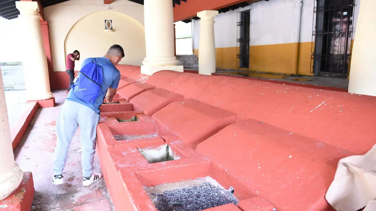 RENÉ-LAVADERO XALLITIC