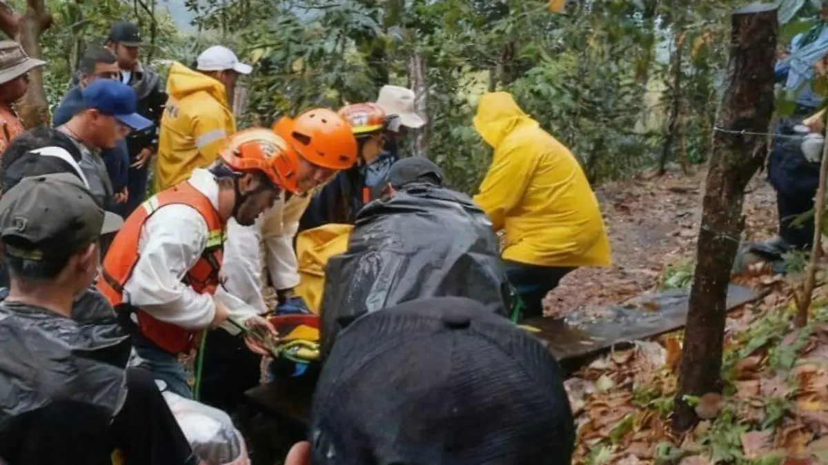 Deslave deja dos personas lesionadas en Misantla