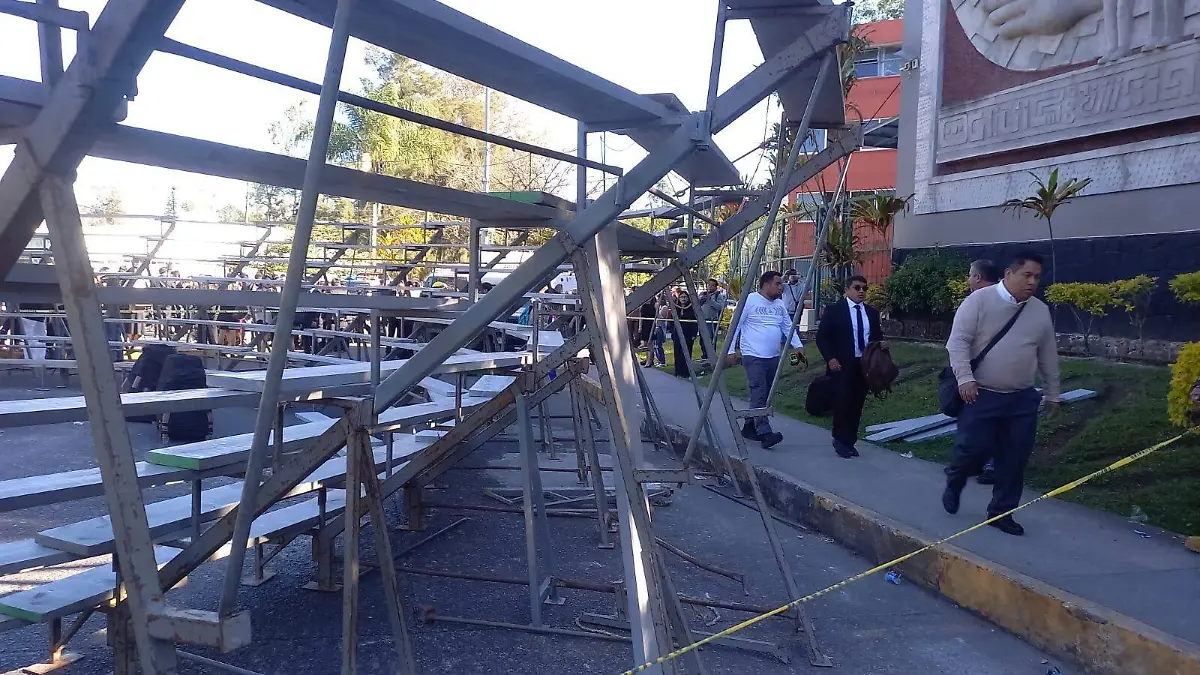 Colapsa templete en foto de generación