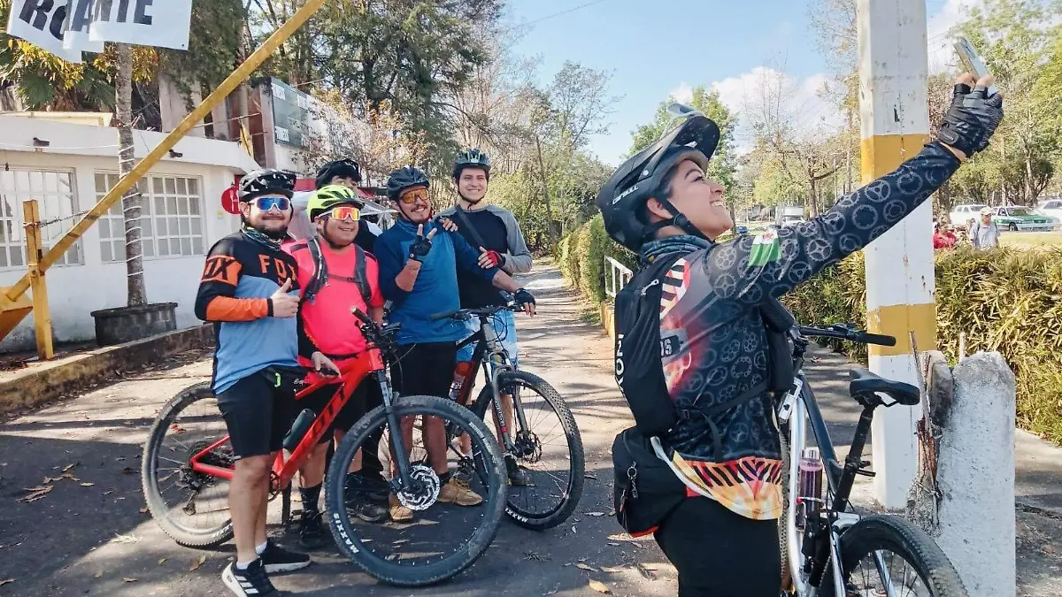 01152bed-66df-4e4b-a0e1-25fc9153dd89