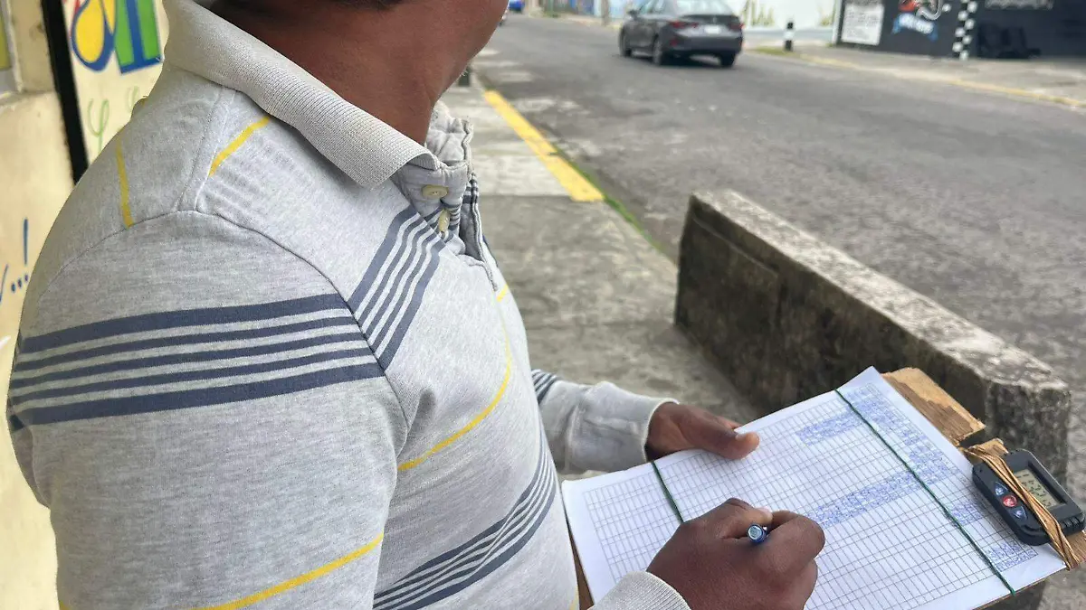 Checador de tiempo entre camiones