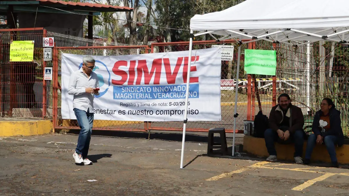 adeec113-cf3f-4ae0-94e5-085b8340b5e9