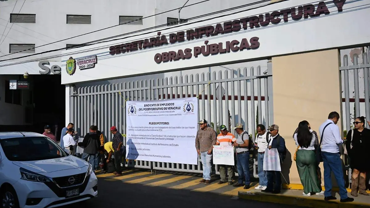 9c55898e-9ac7-4994-b249-d8d65ff6cdc4