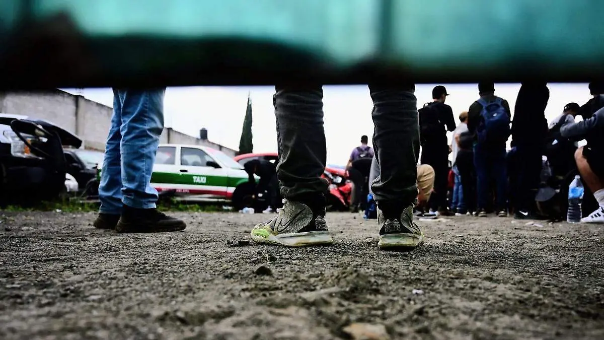 Hallan a migrantes al interior de un tractocamión en Xalapa