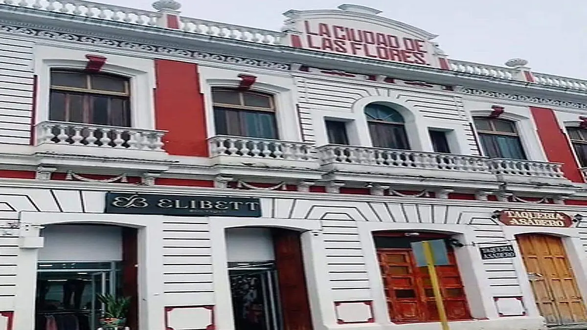 edificio de la ciudad de las flores en Misantla