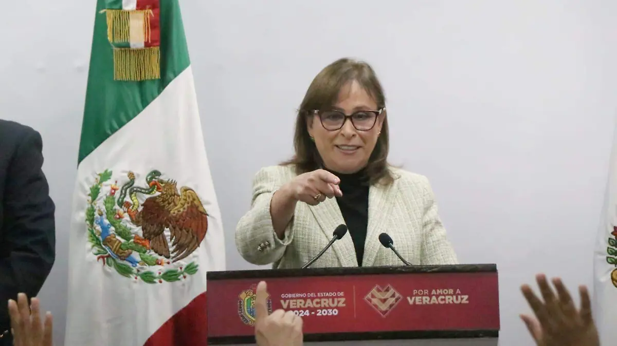 Rocío Nahle García reiteró que no hay incremento de deuda bancaria en la entidad