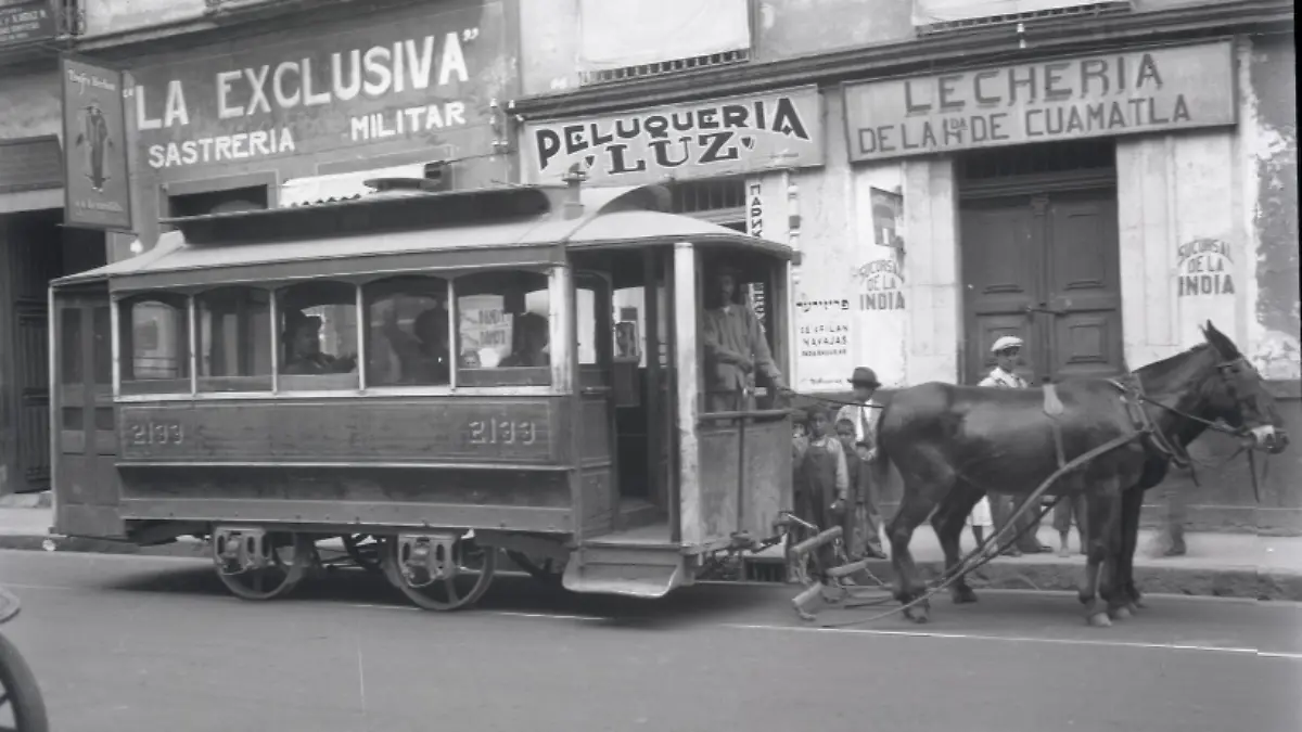 Tranvía de mulitas-INAH