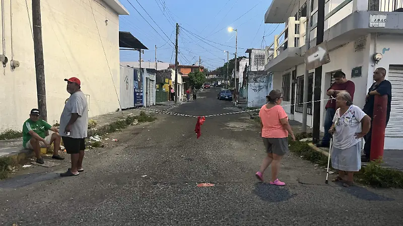 Bloqueo en Veracruz por falta de luz