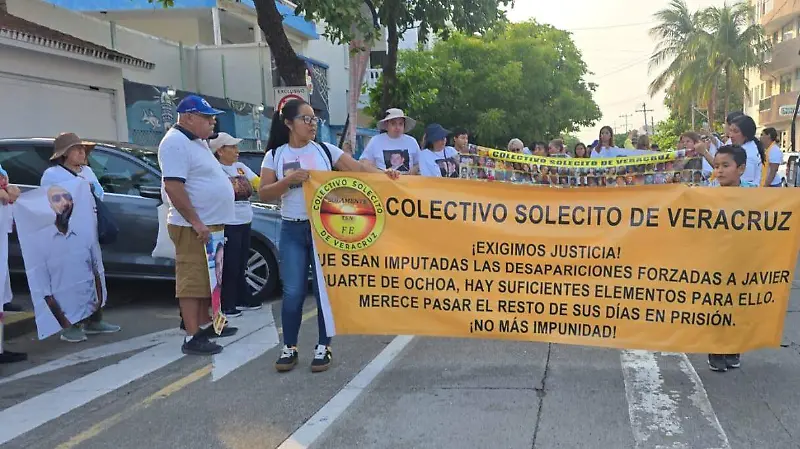 Marcha Colectivo Solecito en Veracruz 