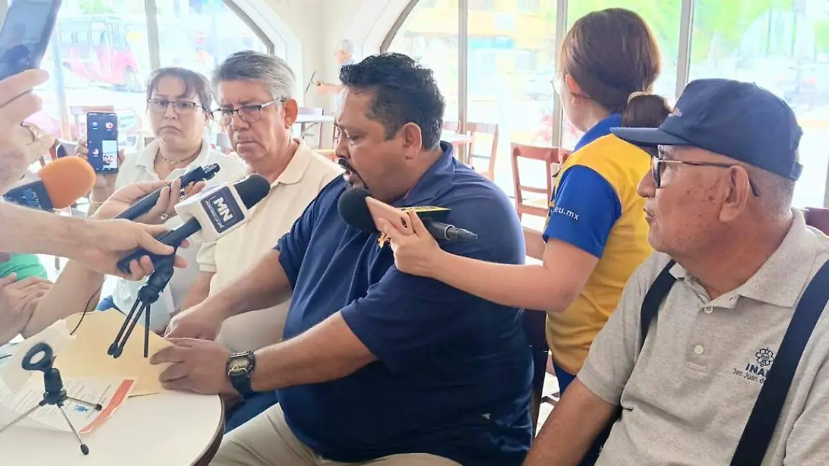 1000494096