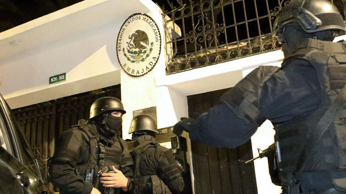 Ecuador-México (4)
