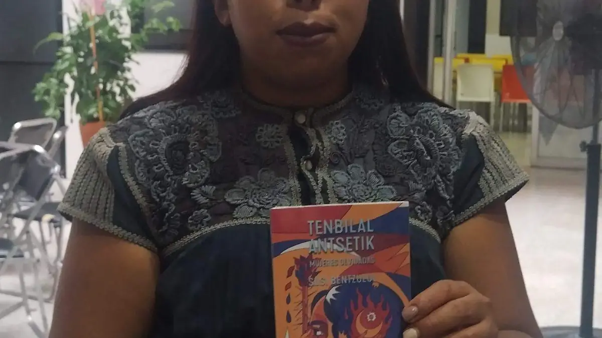 Susi Bentzulul, maestra indígena de Chamula